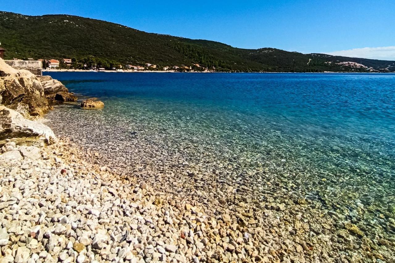 Apartments By The Sea Martinscica, Cres - 14334 Экстерьер фото
